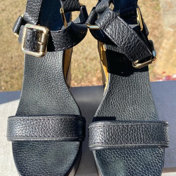 Tory Burch Wedge Sandals Size 7 - Picture 7 of 11